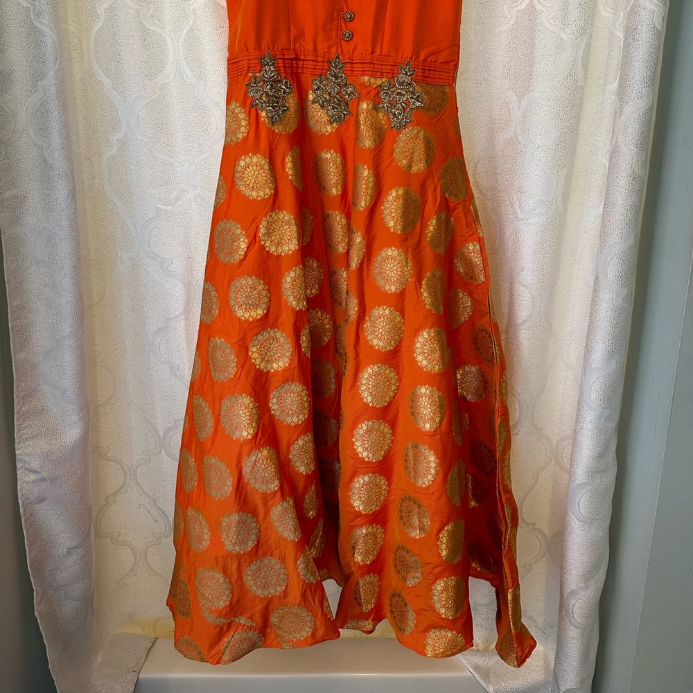 Women’s Indian dress
